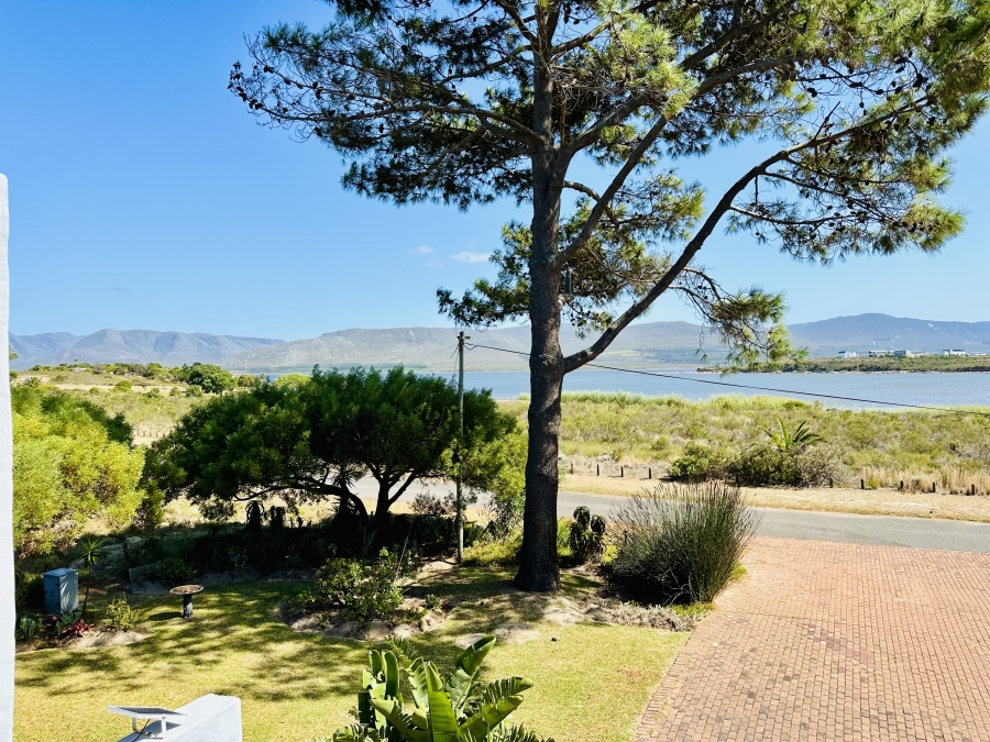 4 Bedroom Property for Sale in Fisherhaven Western Cape
